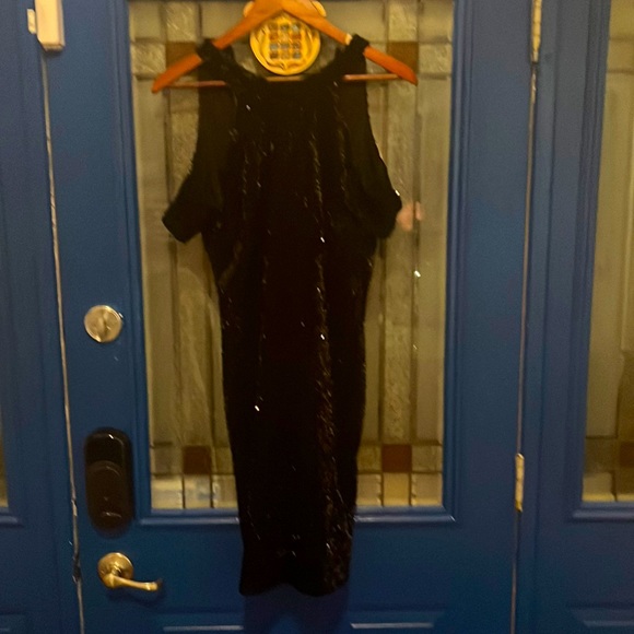 Black dress Boston popper all sequence fitted mini size 4, 100% polyester lining - Picture 1 of 2